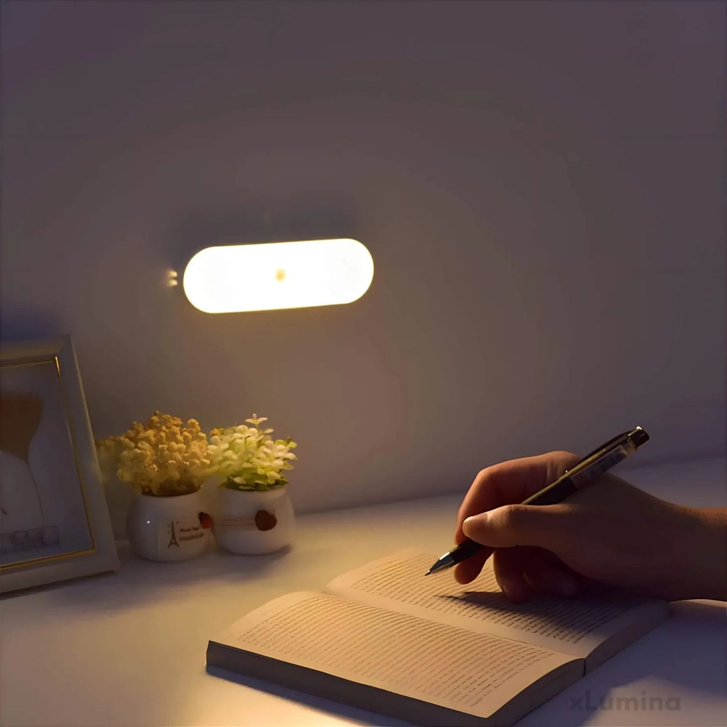 LED Motion – Lampe Murale Sans Fil à Détecteur de Mouvement et Recharge USB
