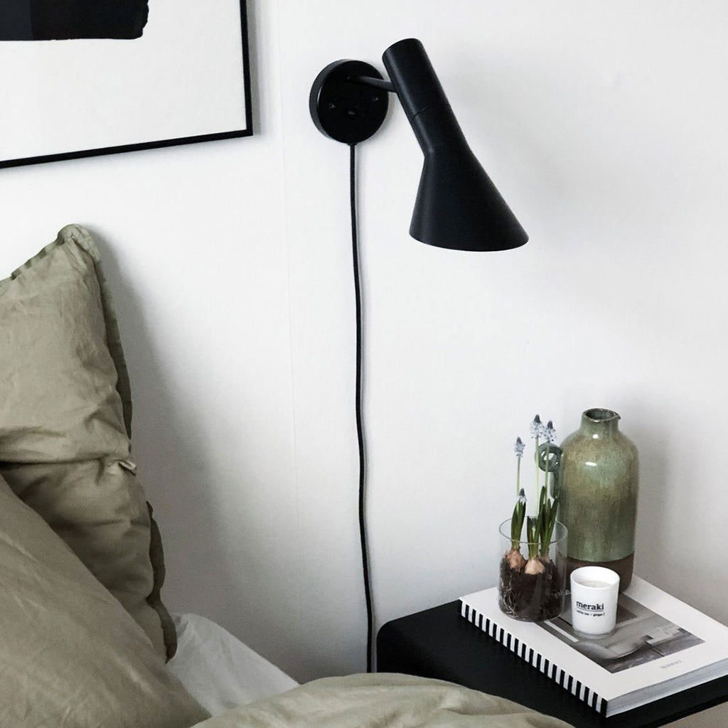 Applique Murale Géométrique Pessoa – Design Minimaliste et Éclairage Directionnel