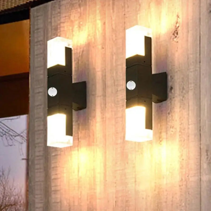 Applique Murale Extérieure LED Noire IP65