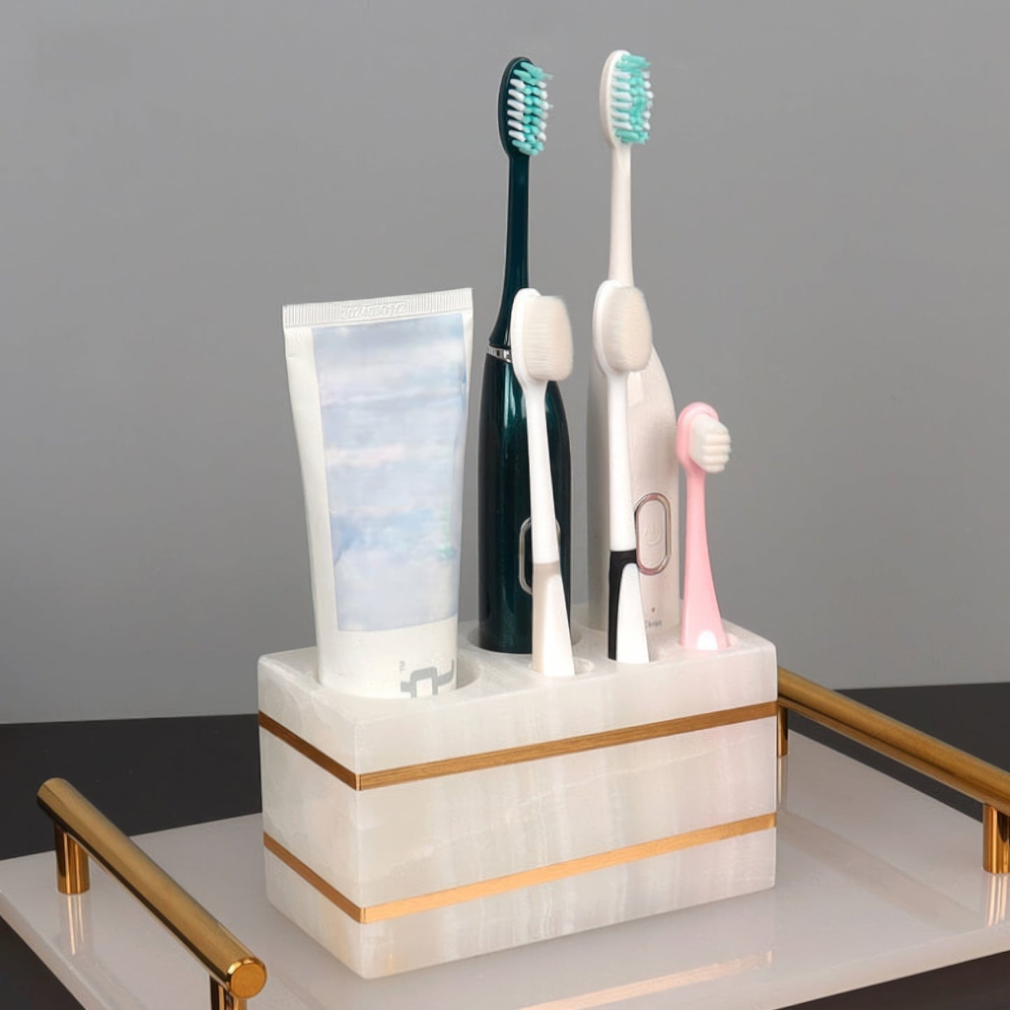 Collection d’Accessoires de Salle de Bain en Marbre Blanc Naturel – Élégance et Fonction au Quotidien
