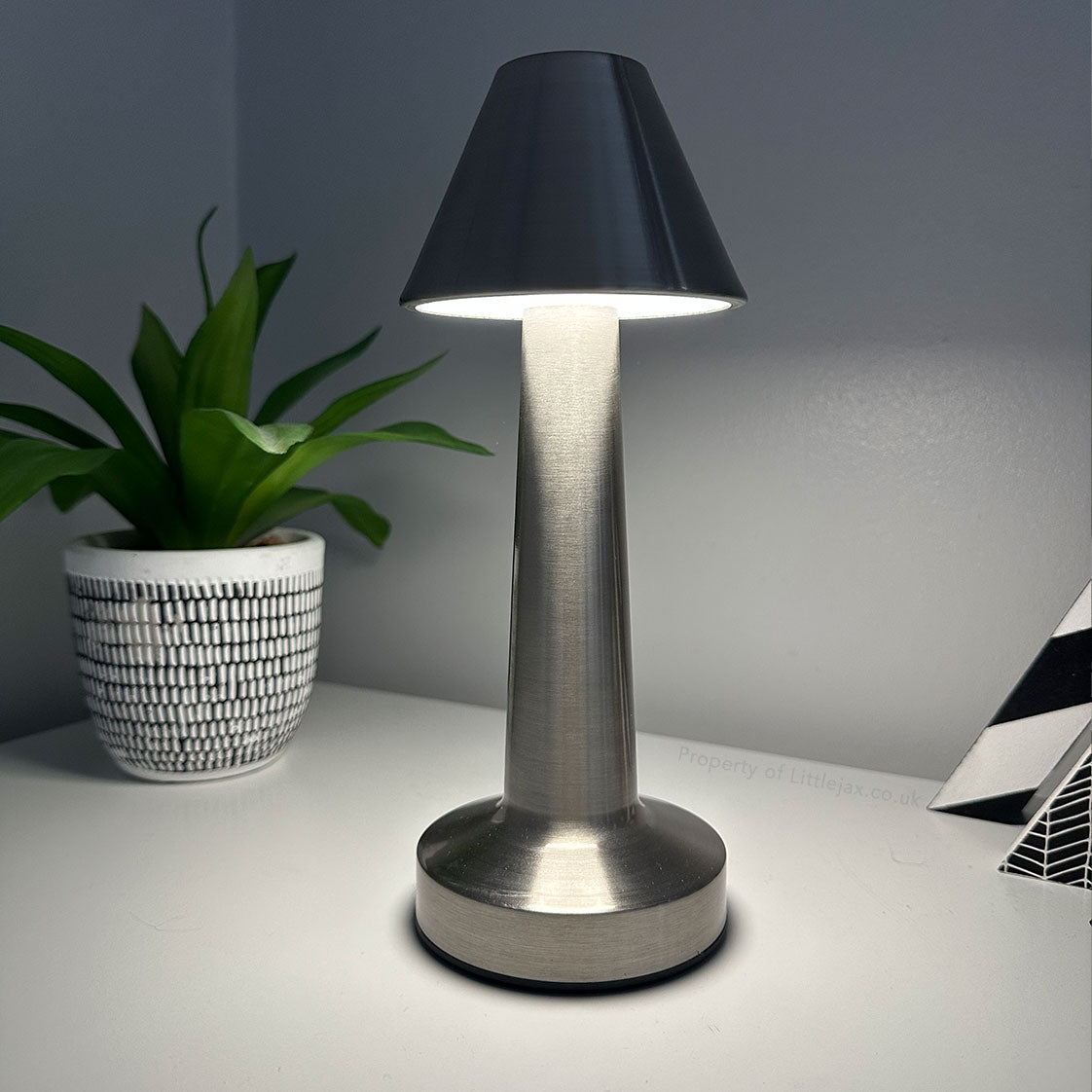 Lampe à poser moderne sans fil Ambient Oblique - Lampe de Table Moderne Sans Fil