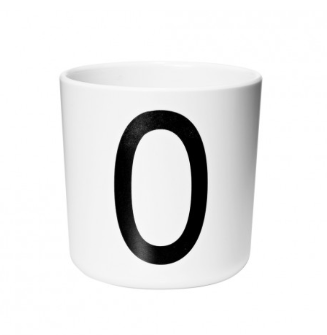 Tasse personnalisée pour enfant en mélamine – Apprentissage ludique et design résistant