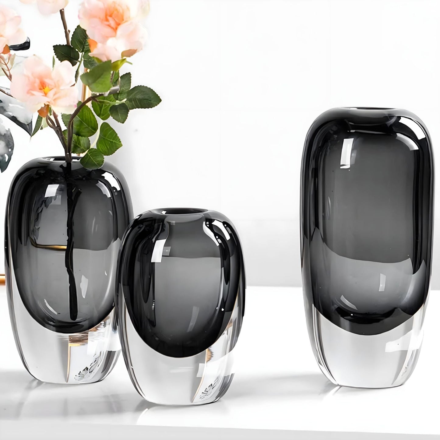Vase décoratif en verre cristal finition opale – Élégance lumineuse pour votre intérieur