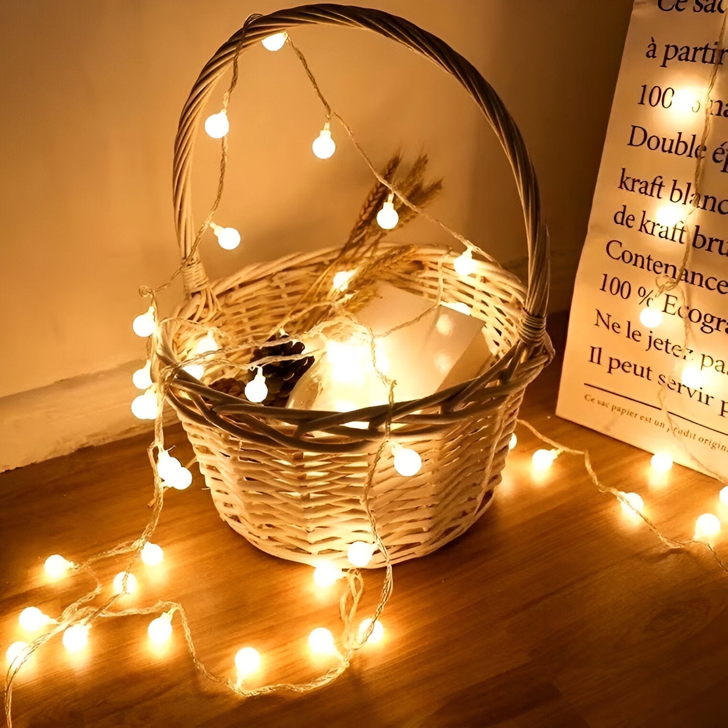 Guirlande Décorative à Boules LED – Éclat Festif pour Intérieur et Extérieur