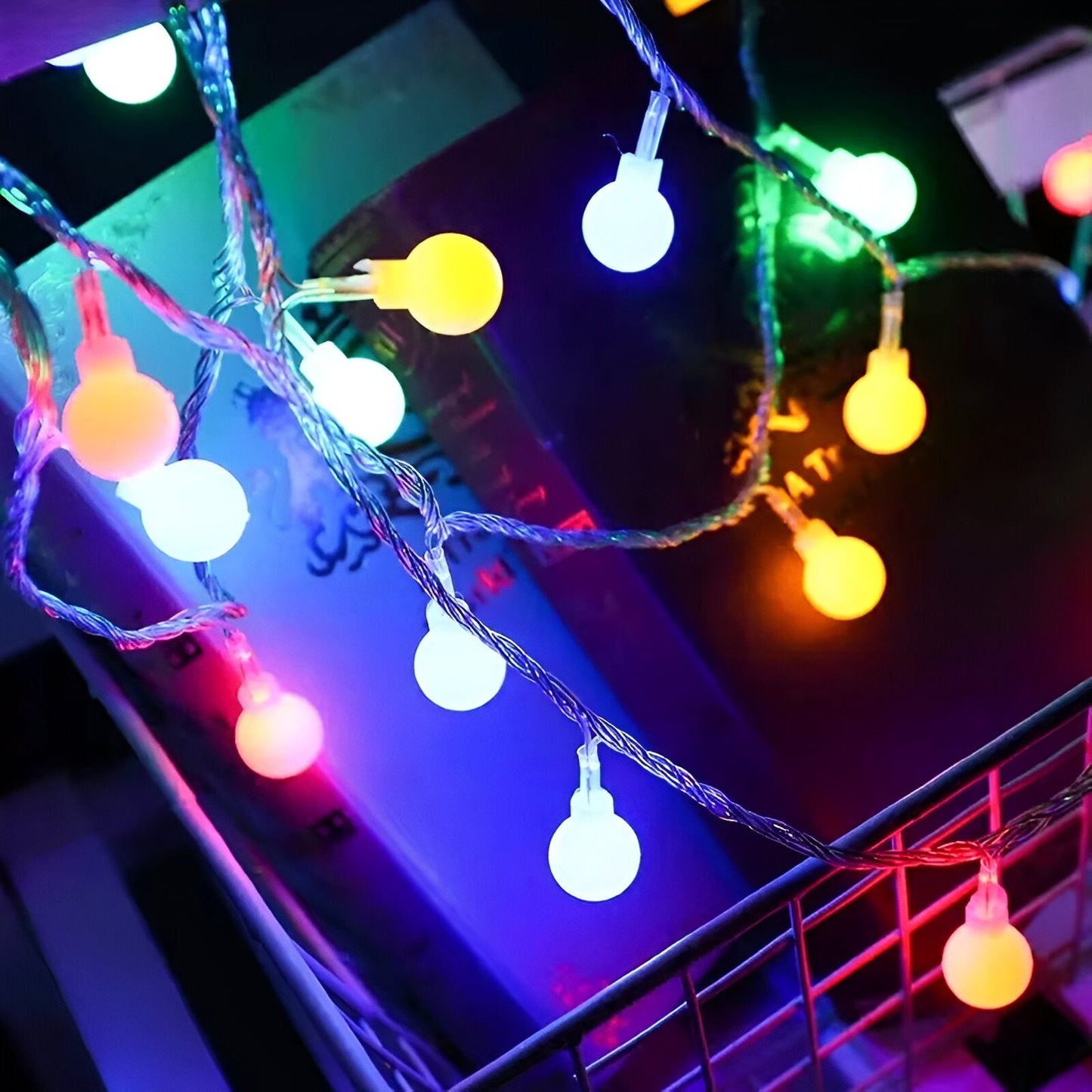 Guirlande Décorative à Boules LED – Éclat Festif pour Intérieur et Extérieur