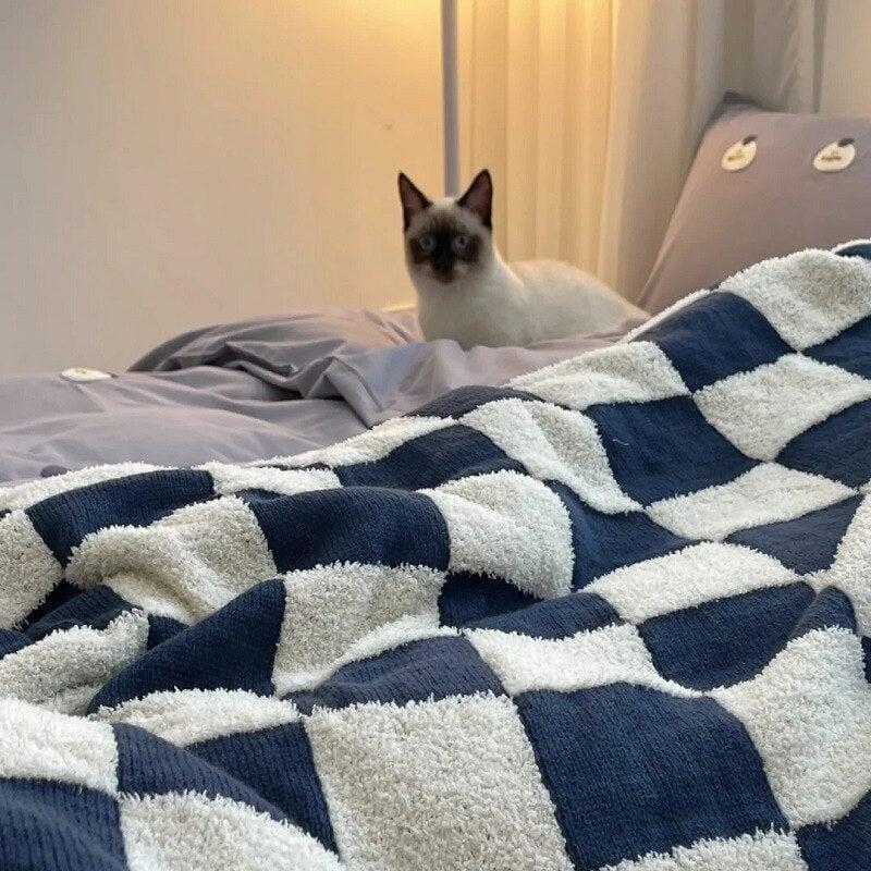 Plaid à Carreaux Doux, 127x152cm, Polyester Confort