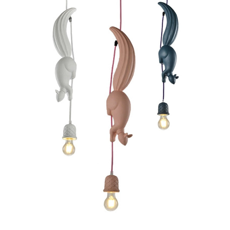 Suspension LED Nordique Écureuil en Résine, Design