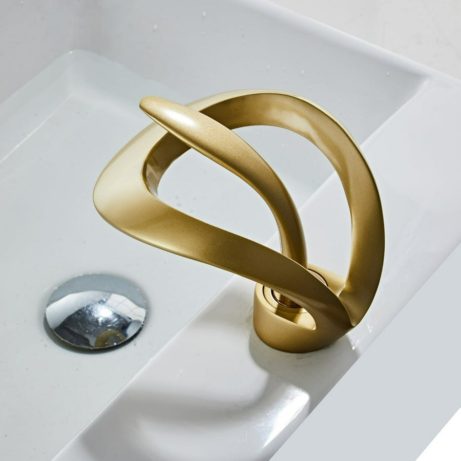 Waterfall – Robinet de Salle de Bain en Laiton Doré Brossé avec Bec Cascade
