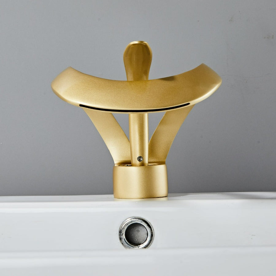 Waterfall – Robinet de Salle de Bain en Laiton Doré Brossé avec Bec Cascade