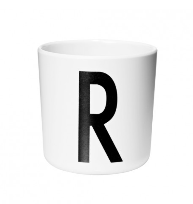 Tasse personnalisée pour enfant en mélamine – Apprentissage ludique et design résistant