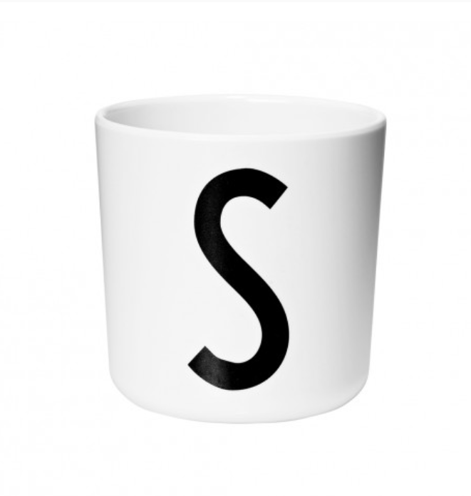 Tasse personnalisée pour enfant en mélamine – Apprentissage ludique et design résistant