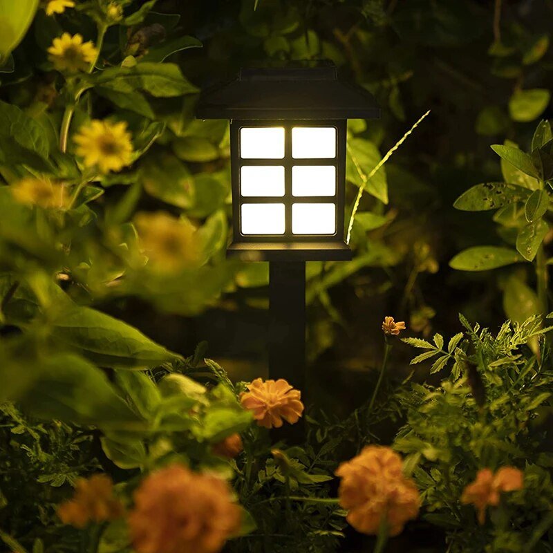 Lanterne Solaire LED pour Allée – Illuminez Vos Extérieurs de Manière Écologique