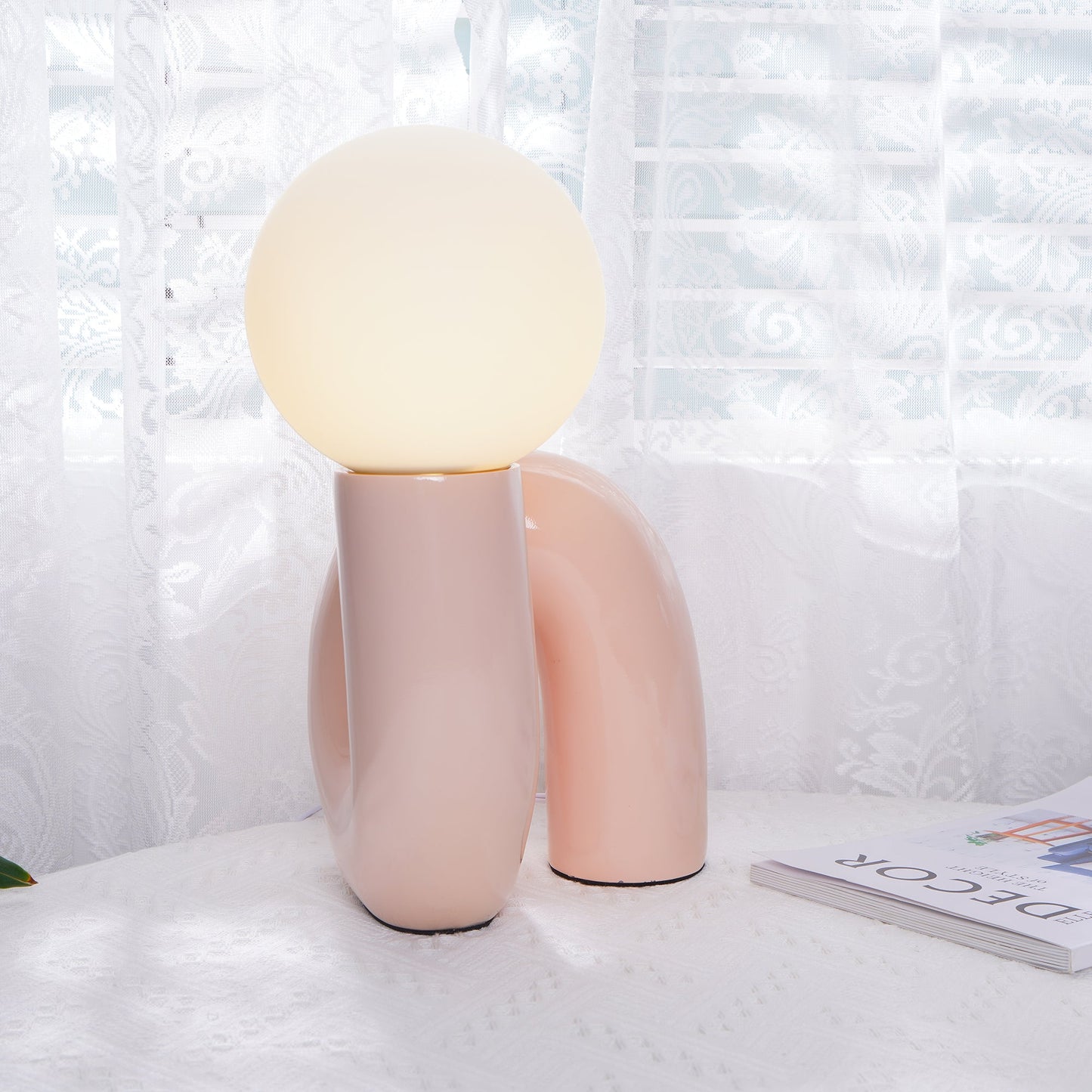 Lampe de Table Design, Verre Opale et Base Spiralée, 40 cm
