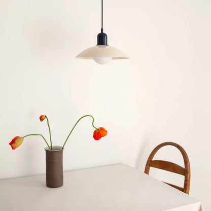 Macaron | Suspension Bauhaus en Verre Coloré – Éclairage Élégant et Moderne