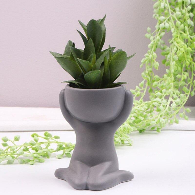 Cache-pot Céramique – Petit Personnage Assis pour Plantes Succulentes