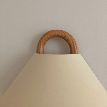 Applique Murale Moderne en Bois Massif | Lampe Semi-Circulaire Plissée à 1 Ampoule, Design Original