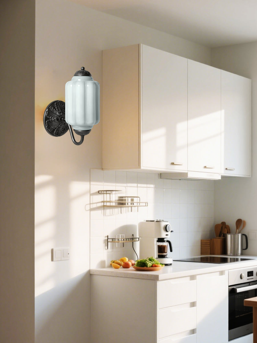 Applique Murale Vintage Verre Opalin Laiton Forgé