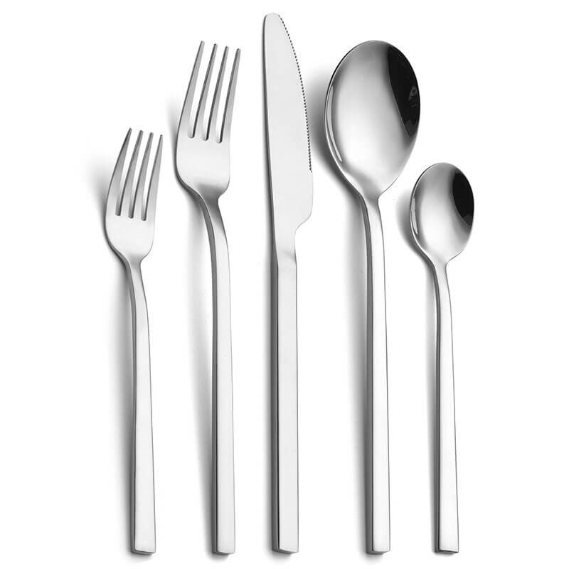 Set de couverts Arya 30 pièces – Élégance Moderne et Durabilité