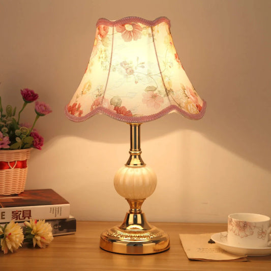 Lampe de Table Vintage Tissu Fleuri, Verre & Fer Doré