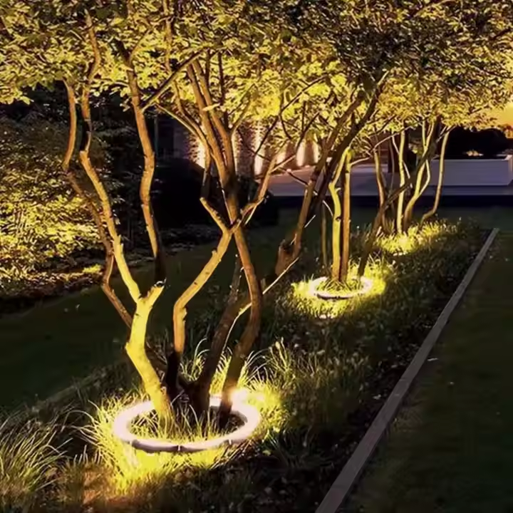 Projecteur Élégant d’Arbre Extérieur LED Étanche