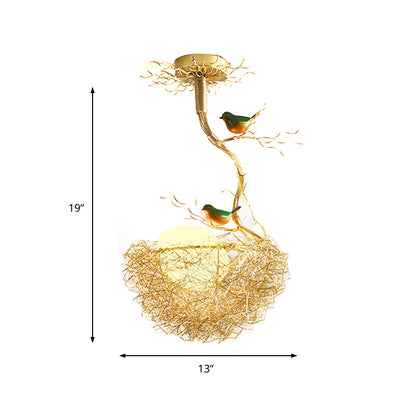 Suspension Artistique | Lustre en Verre Blanc Lait avec Oiseaux et Nid en Aluminium Cousu Main