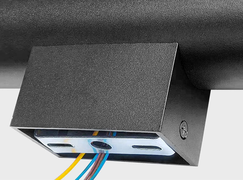 Applique Murale Cylindrique en Aluminium – Design Moderne à 2 Lumières