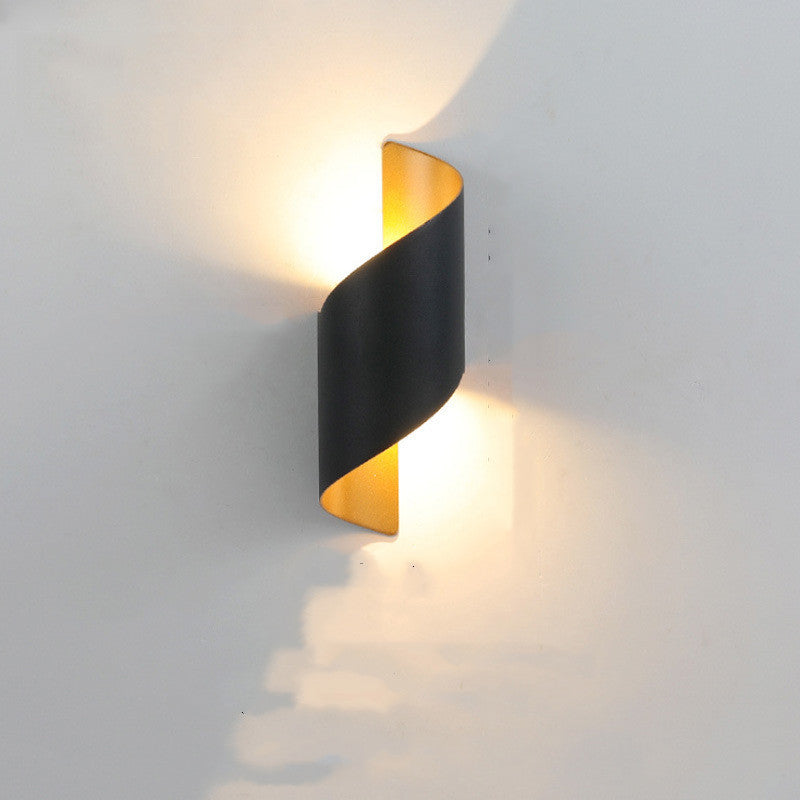 Lampe Murale Extérieure LED Moderne | Design Simple et Résistante à l'Eau pour Éclairage Extérieur