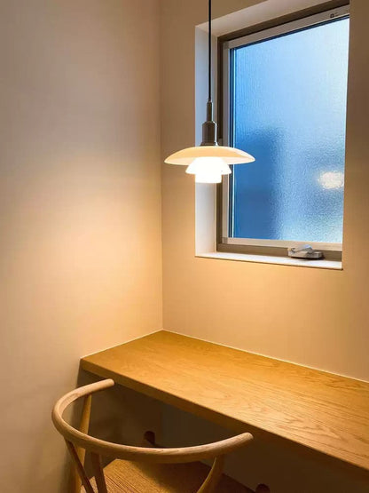 Suspension Danoise en Verre Opalin – Style Scandinave