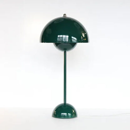 Flowerpot VP9 | Lampe de Table Minimaliste en Métal | Design Créatif et Élégant