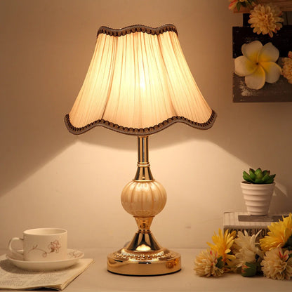 Lampe de Table Vintage Tissu Fleuri, Verre & Fer Doré