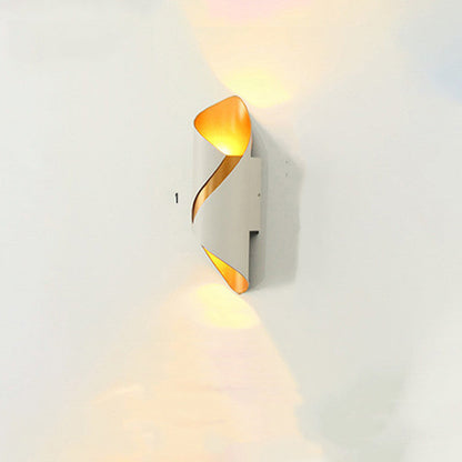 Lampe Murale Extérieure LED Moderne | Design Simple et Résistante à l'Eau pour Éclairage Extérieur