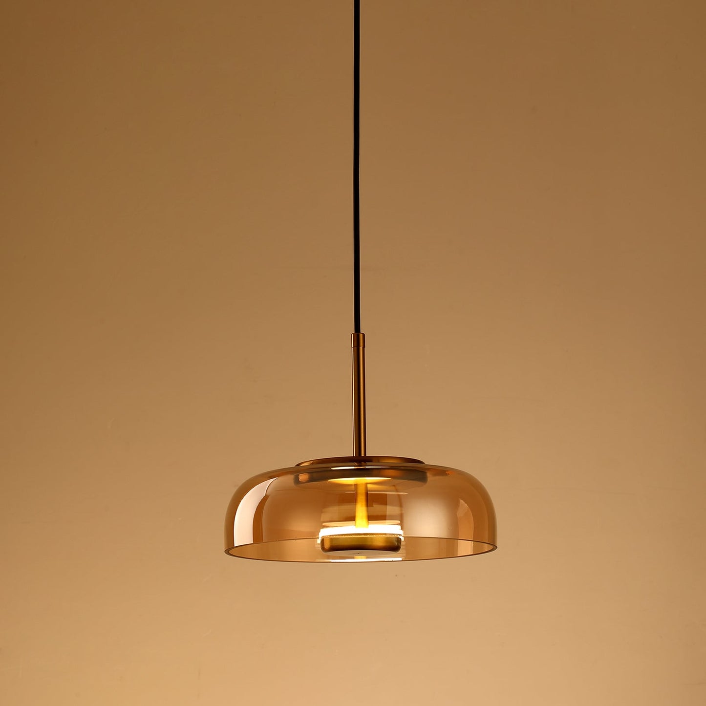 Suspension Luminaire CROP – Éclat rétro et verre coloré pour une touche artistique