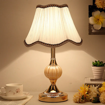 Lampe de Table Vintage Tissu Fleuri, Verre & Fer Doré