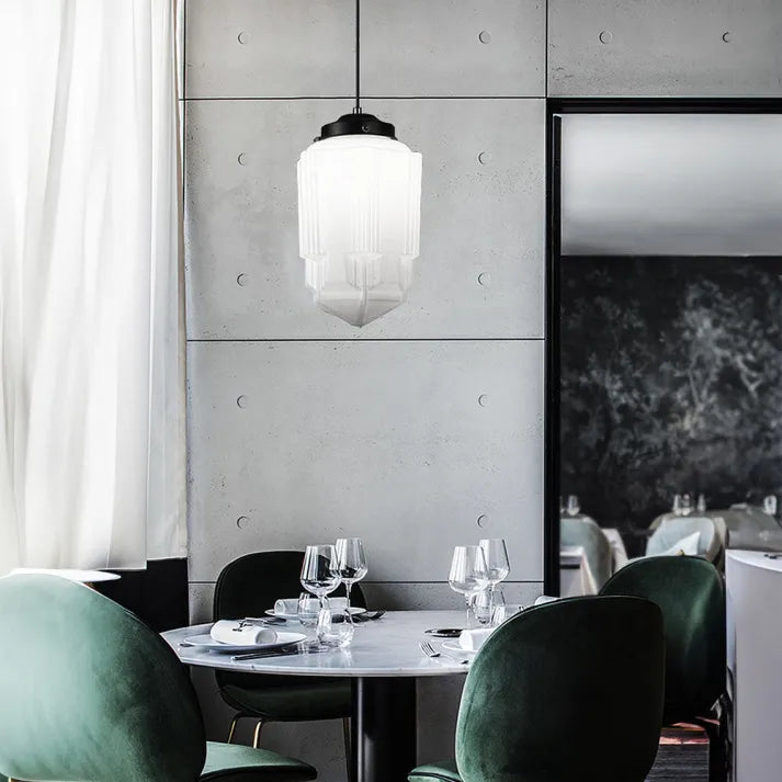 Suspension Vintage en Verre Opalin Blanc | Design Géométrique Élégant