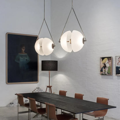 Suspension Design Verre Dépoli et Laiton Doré