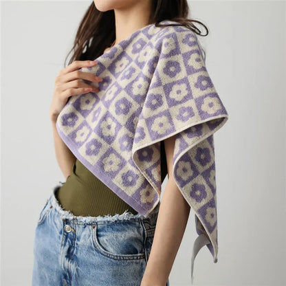 Serviette Giana Fleurie, Coton & Polyester, 2 Tailles Disponibles