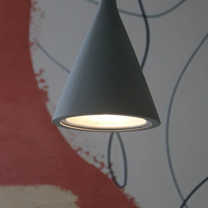 Suspension Laval – Élégance Industrielle en Ciment pour un Intérieur Tendance