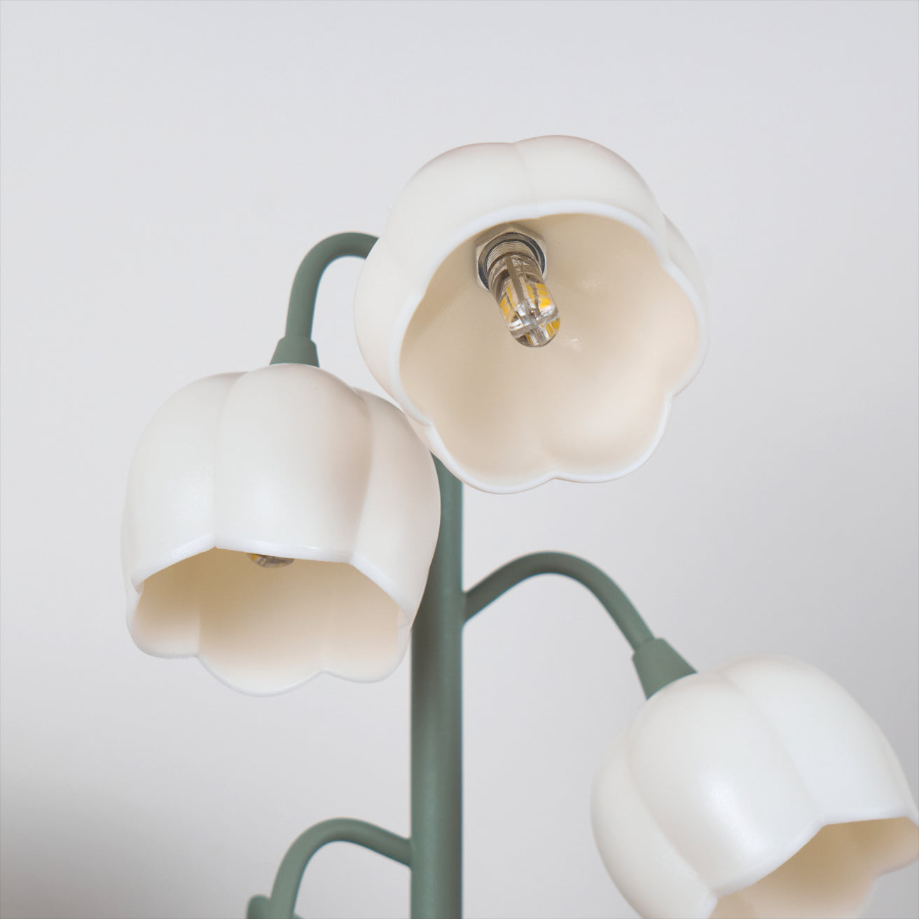 Lampe de Table Bell Orchid | Éclairage Élégant et Floral
