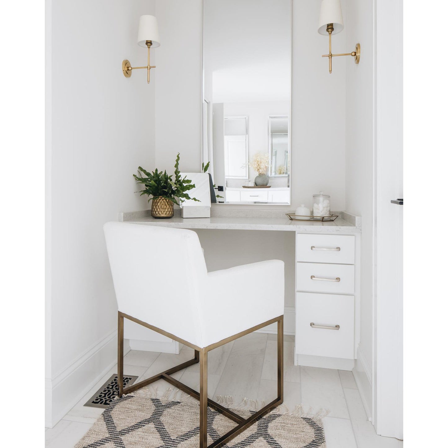 Applique Murale Bryant – Laiton & Abat-Jour en Lin