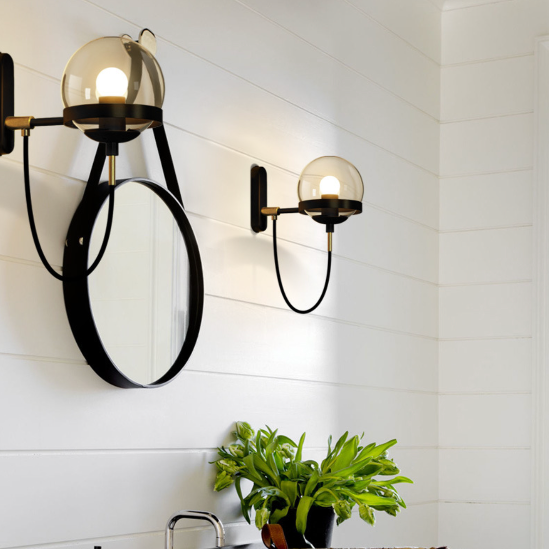 Applique Murale LED Métal et Boule en Verre - Design Élégant et Moderne