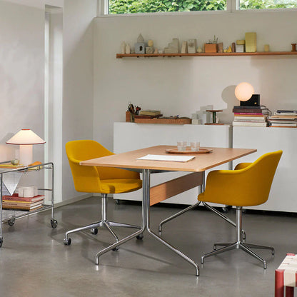 Colette - Lampe de Table Élégante