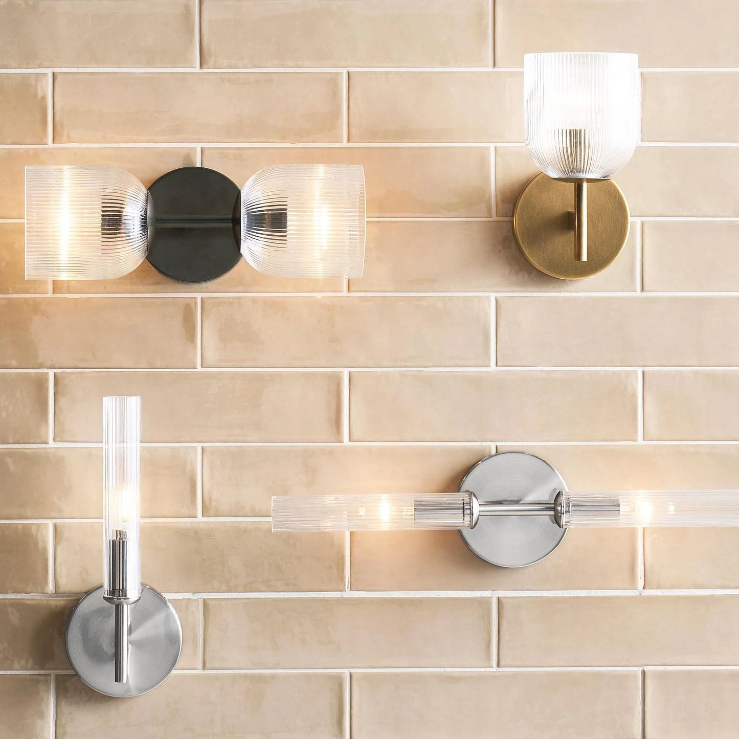 Applique Murale Verre Strié, Finition Cuivre Rustique