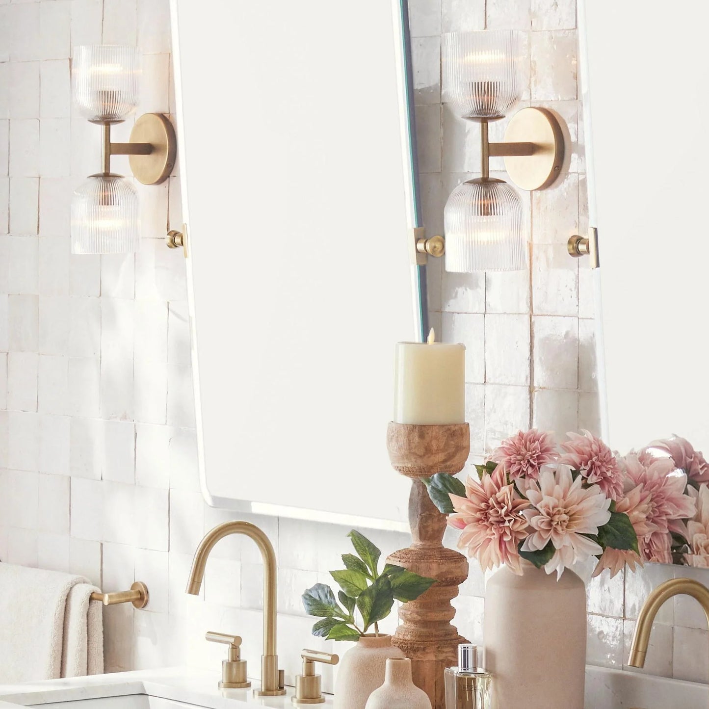 Applique Murale Verre Strié, Finition Cuivre Rustique