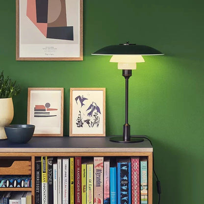 Lampe de Table Danoise en Verre – Élégance Moderne pour un Intérieur Raffiné