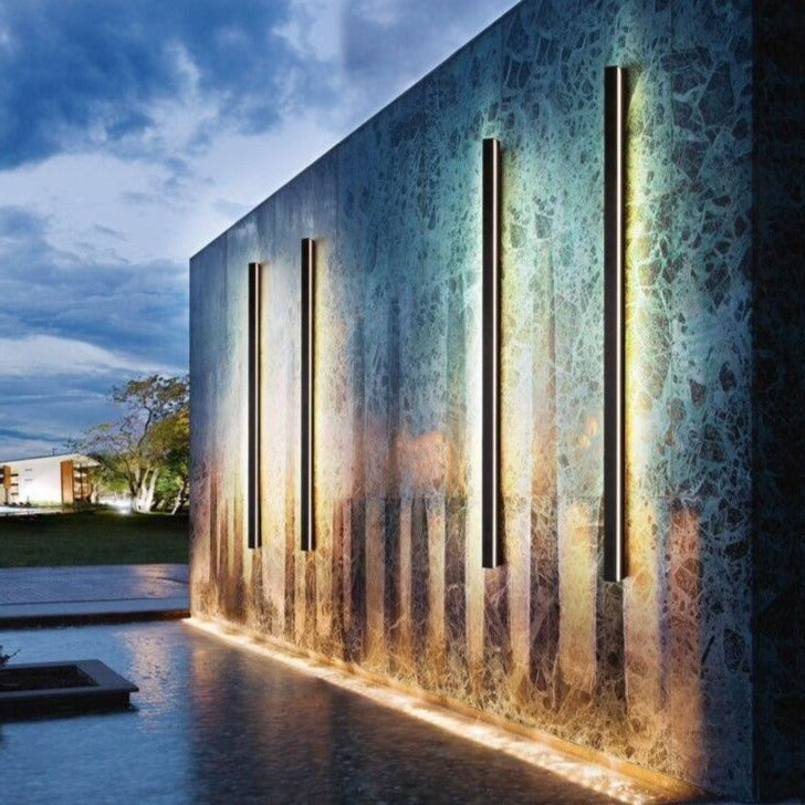 Applique murale extérieure Ellure – Éclairage LED dimmable pour espaces extérieurs élégants