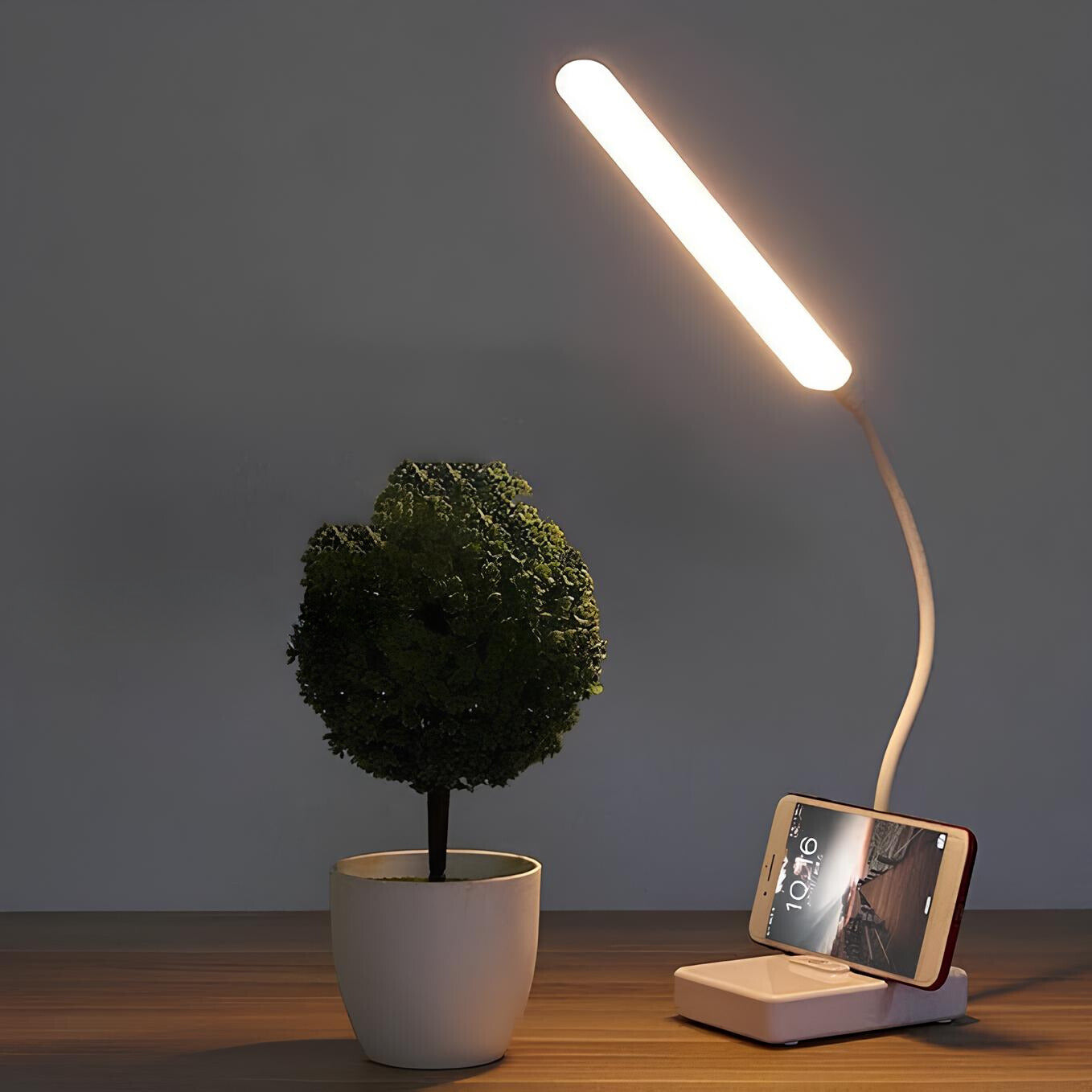 Lampe de Bureau Flexible – Rechargeable ou sur Secteur – Luminosité Réglable