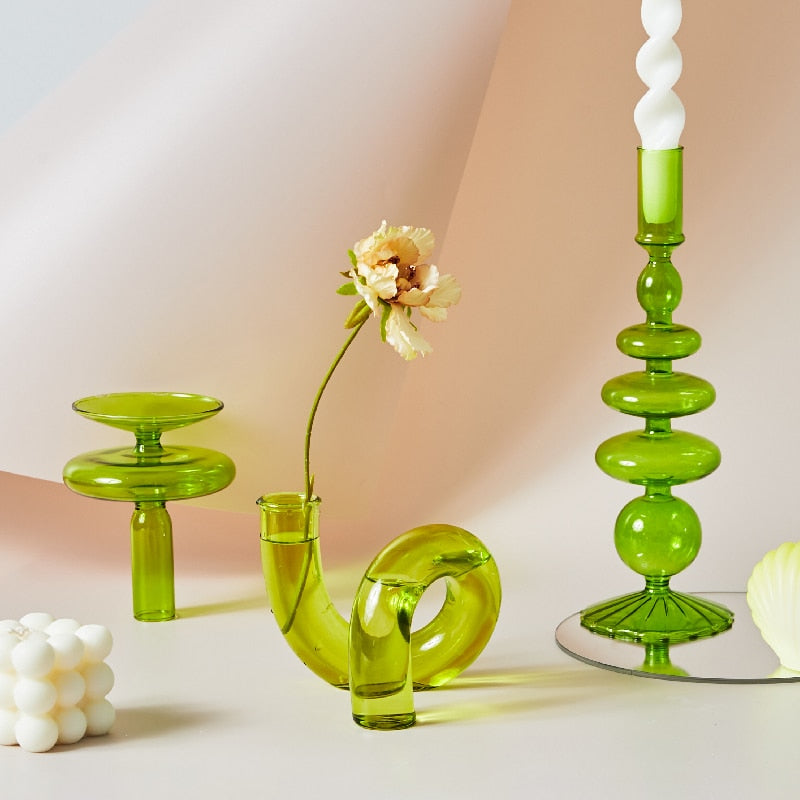 Bougeoirs en Verre Herbe Verte – Design Dynamique et Couleur Vibrante