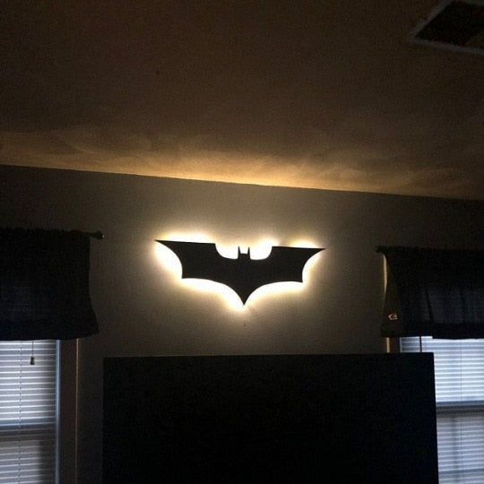 Applique murale LED Batman moderne avec télécommande sans fil