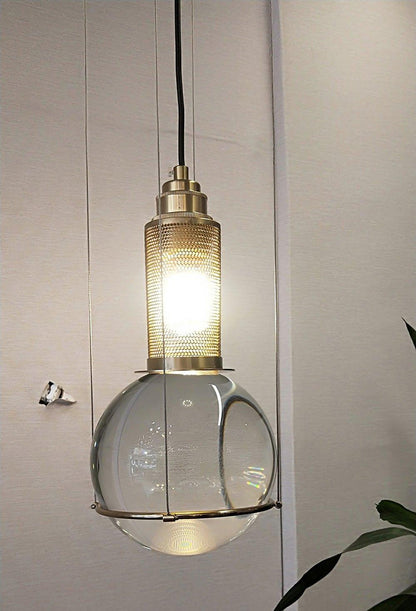 Suspension Globe Cristal – Laiton Doré Moderne