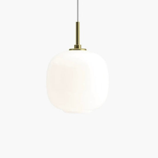 Suspension PearlSphere – Élégance Intemporelle en Verre Blanc et Finition Laiton
